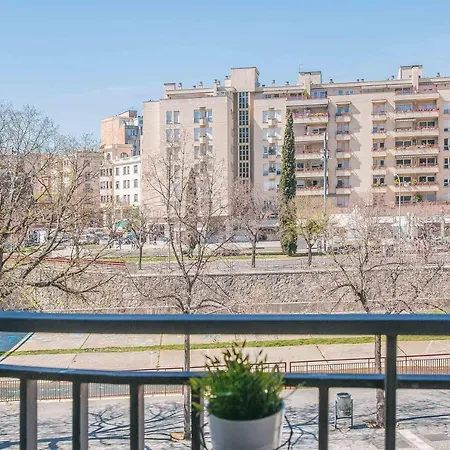 Flateli - Muralla De Gerona